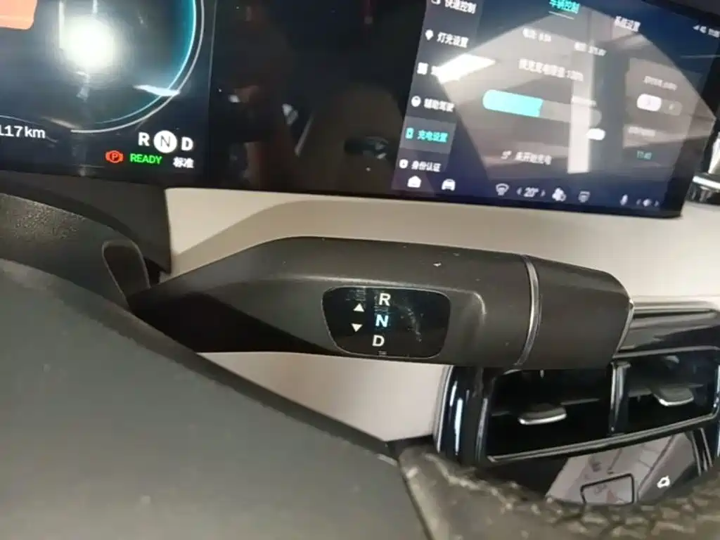 Leapmotor Leapmotor S01 — миниатюра 14