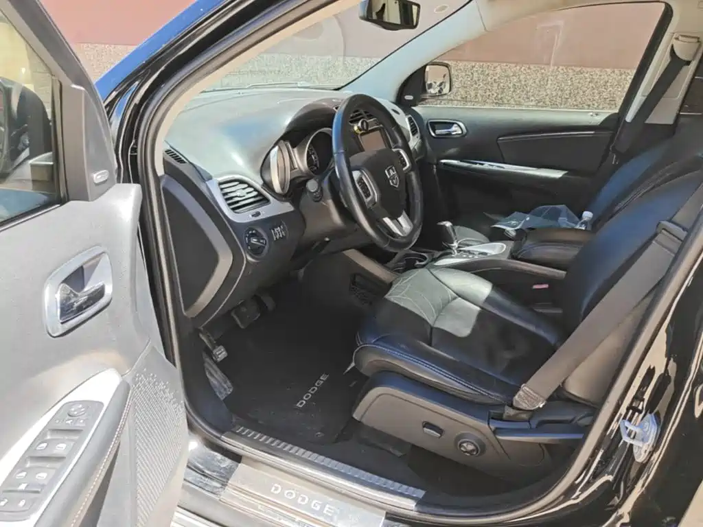 Dodge Journey — миниатюра 16