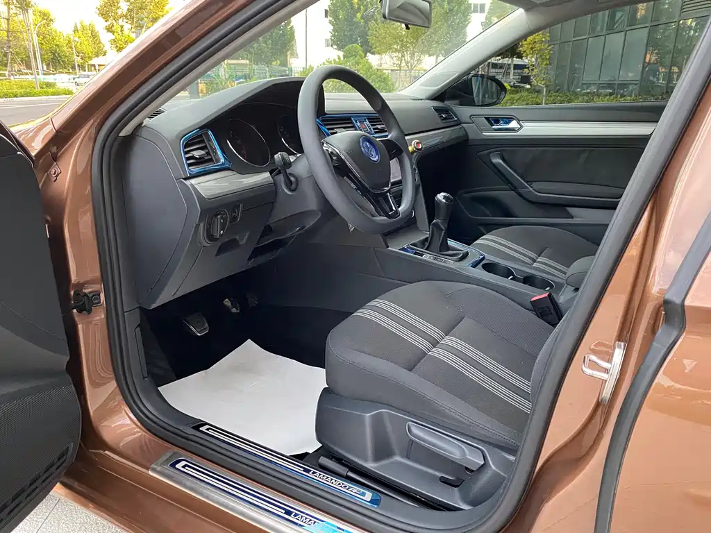 Volkswagen Lamando — миниатюра 4