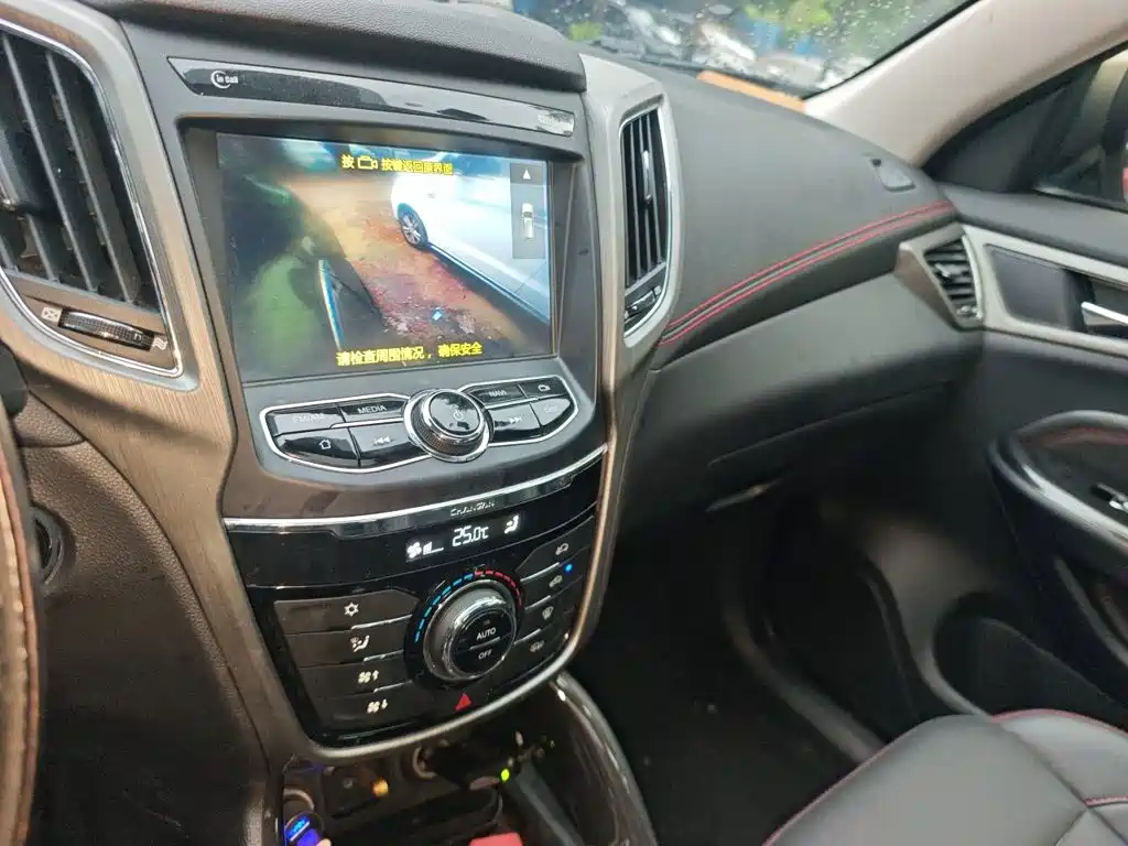 Changan CS75 — миниатюра 14