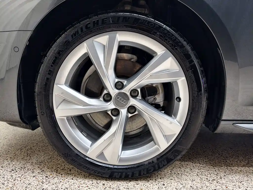Audi A4L — миниатюра 29
