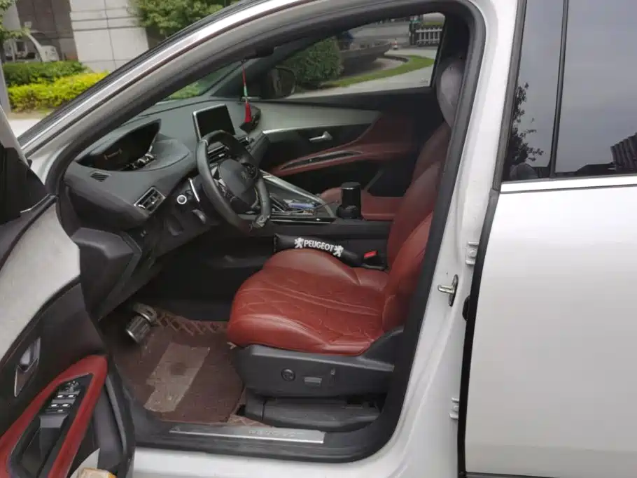 Peugeot 4008 — миниатюра 9