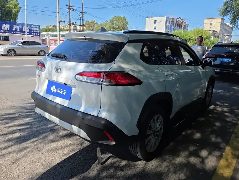 Toyota Corolla Cross — миниатюра 3