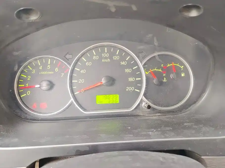 Wuling Hongguang — миниатюра 14