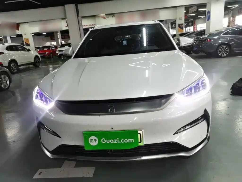BYD PLUS New Energy — миниатюра 3