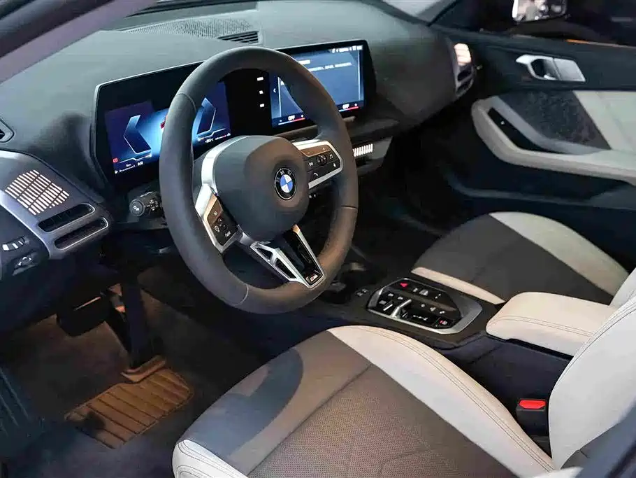 BMW 2 Series — миниатюра 8