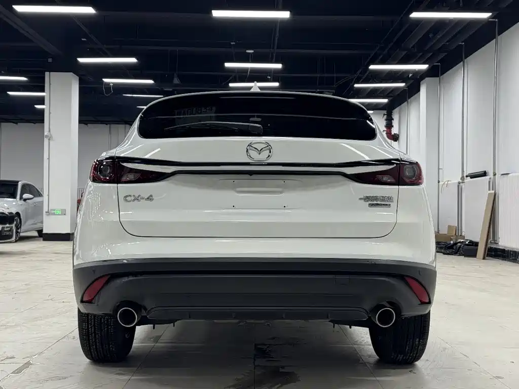 MAZDA CX 4