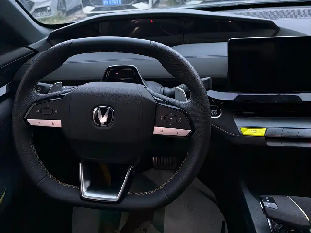 Changan UNI-V — миниатюра 8