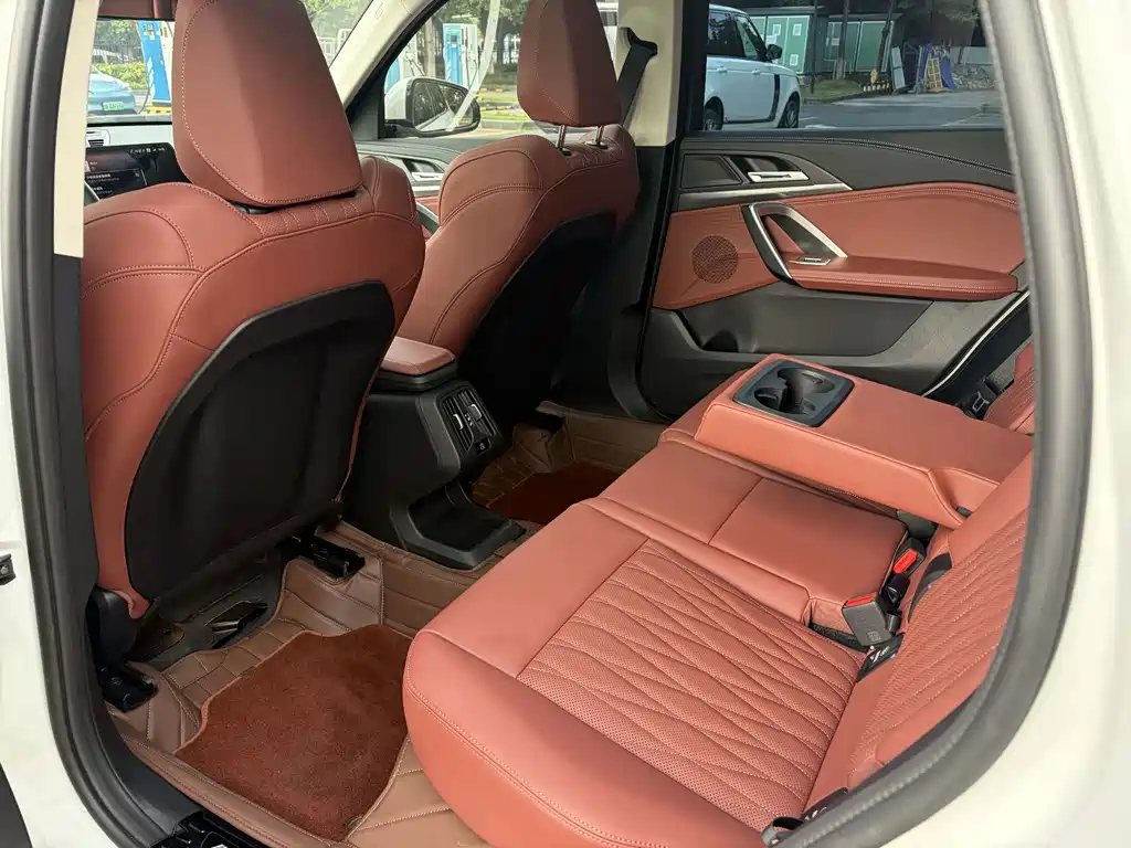 BMW X1 — миниатюра 11