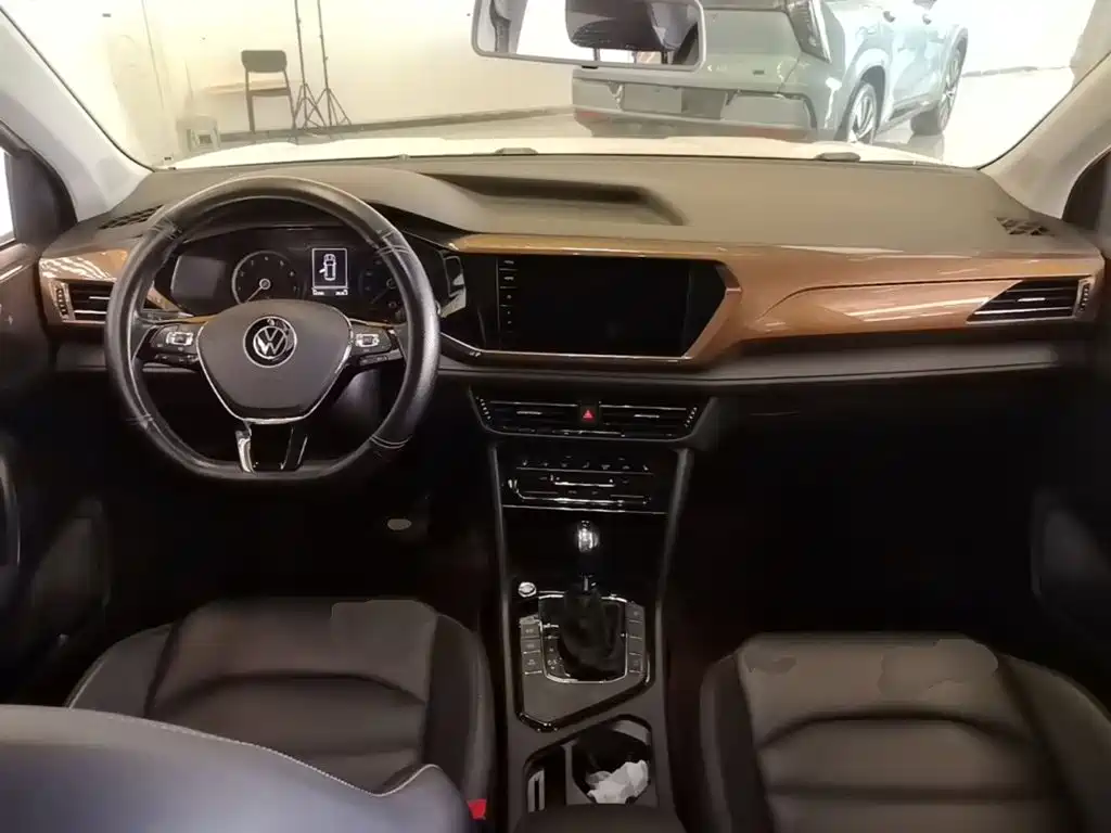 Volkswagen Tharu — миниатюра 10