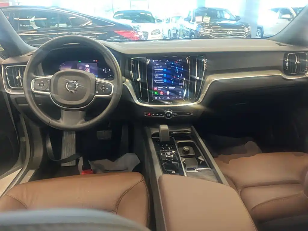 Volvo S60 — миниатюра 10