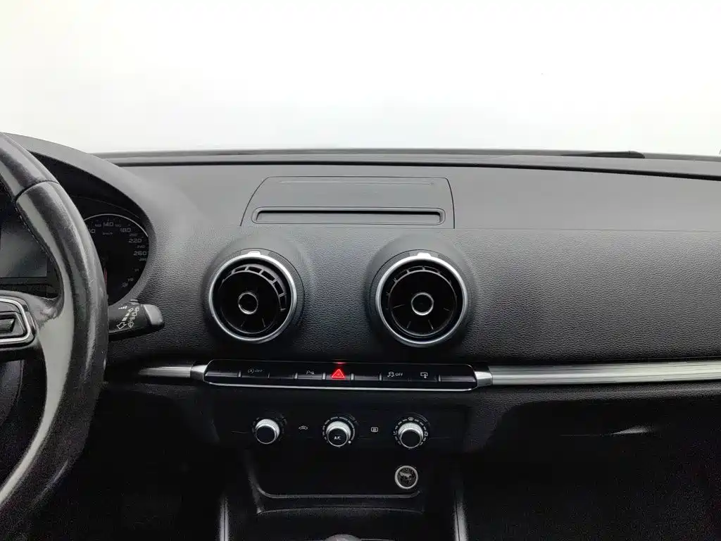 Audi A3 — миниатюра 12