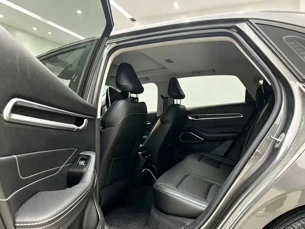 Geely Emgrand — миниатюра 5