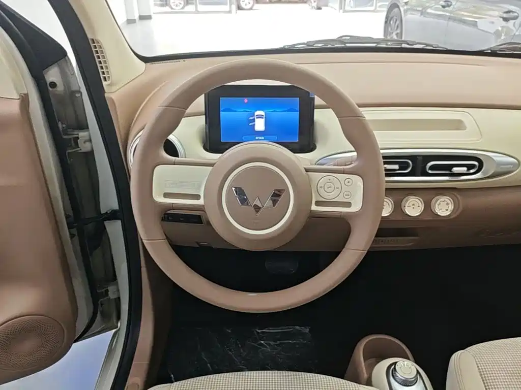 Wuling MINIEV — миниатюра 11