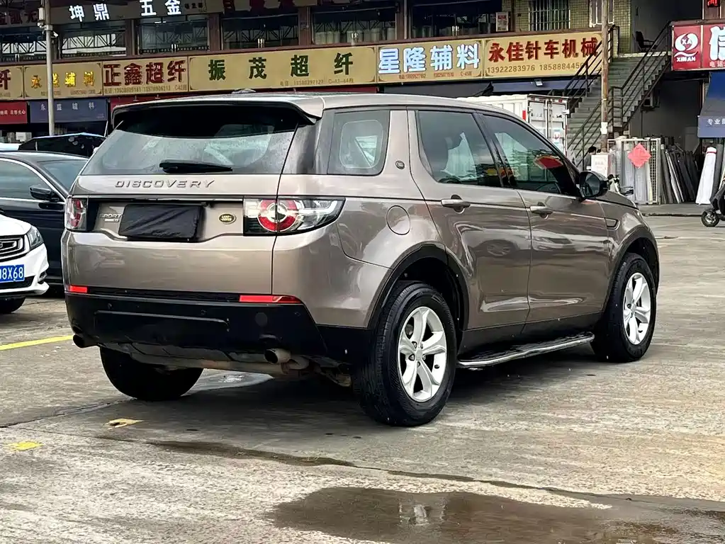 Land Rover Discovery Sport — миниатюра 4