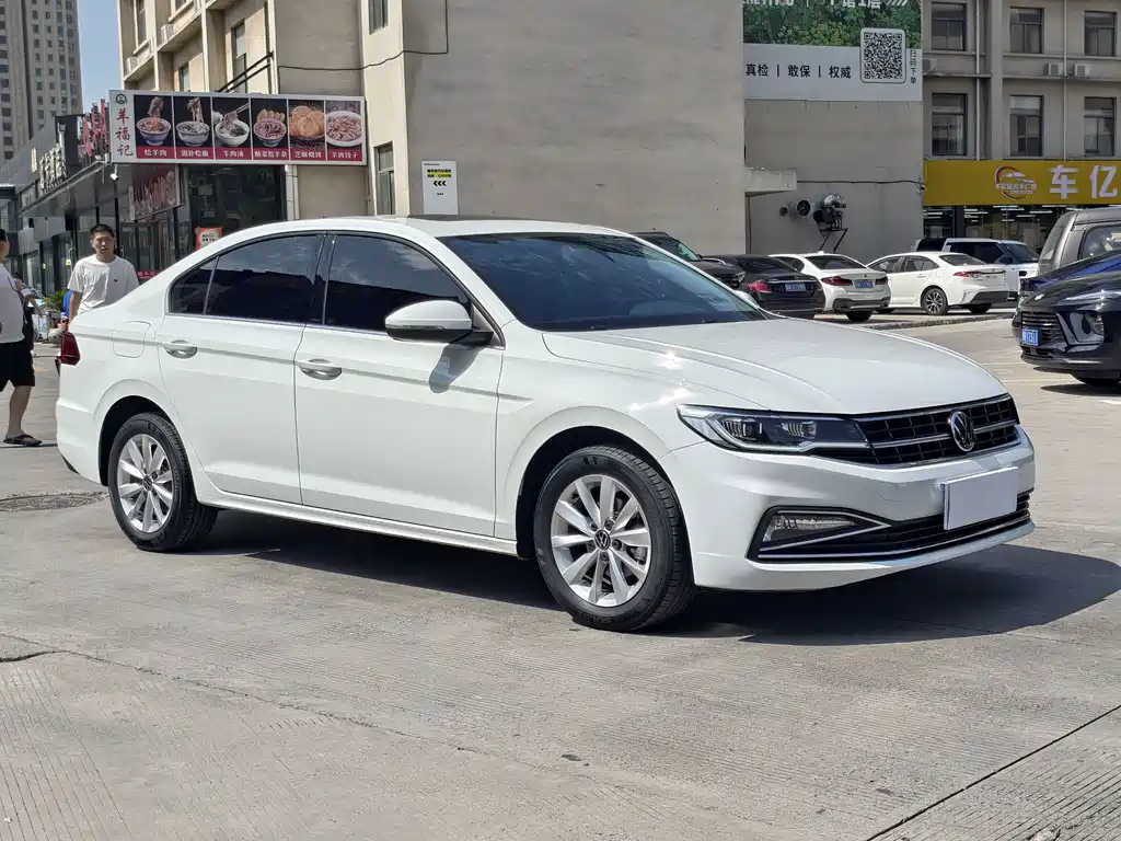 Volkswagen Bora — миниатюра 2