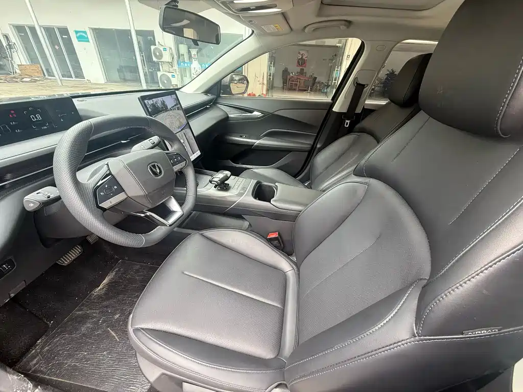 Changan Eado — миниатюра 4
