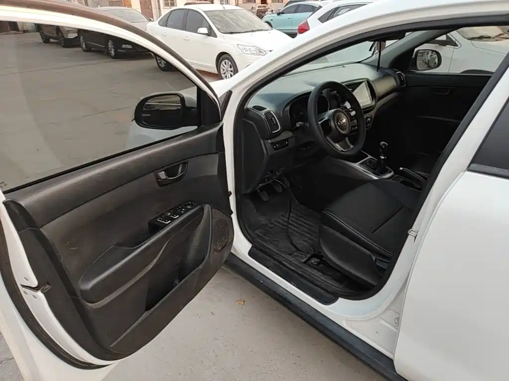 Kia KX3 — миниатюра 16