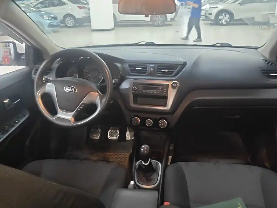 Kia K2 — миниатюра 12