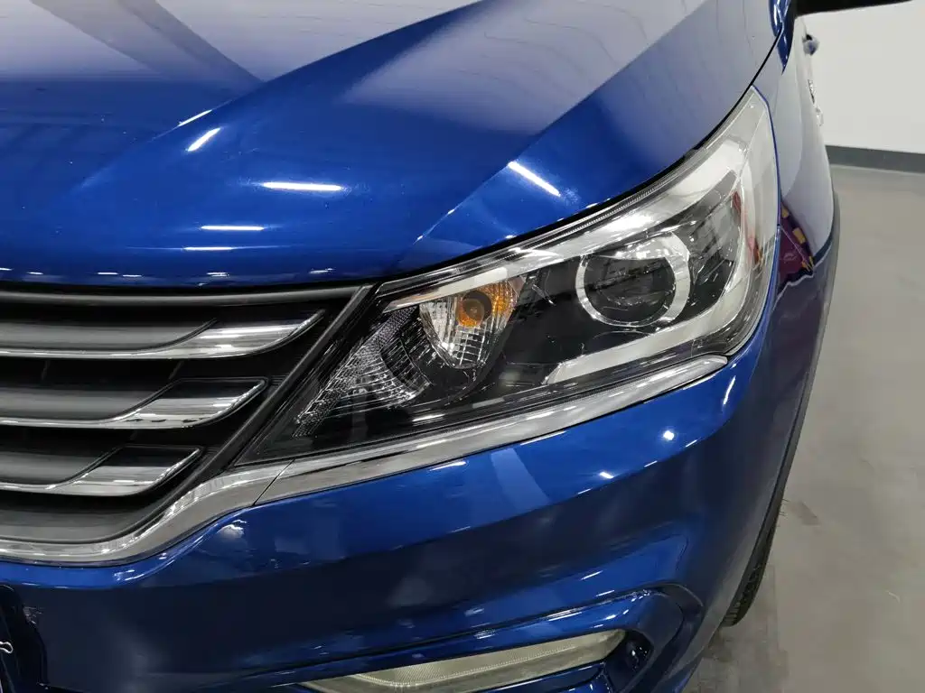 Baojun 310W — миниатюра 7