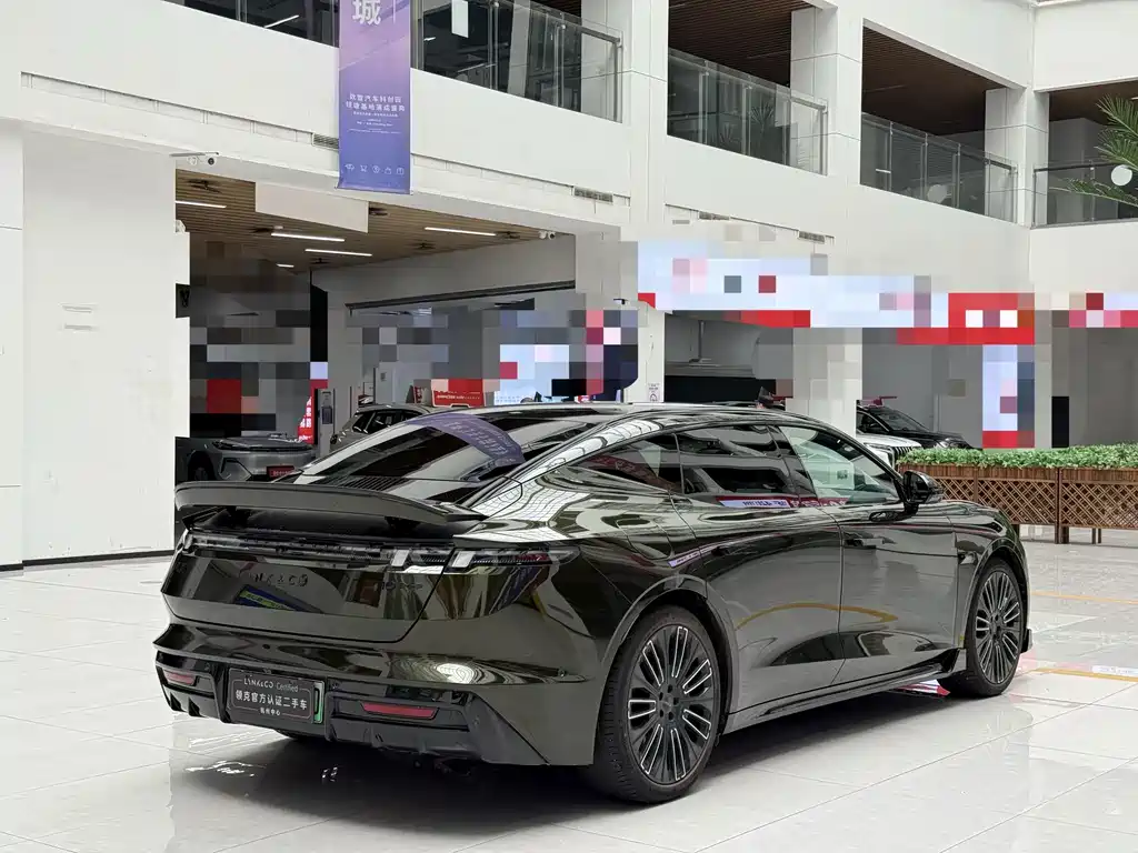 Lynk & Co 10 — миниатюра 18