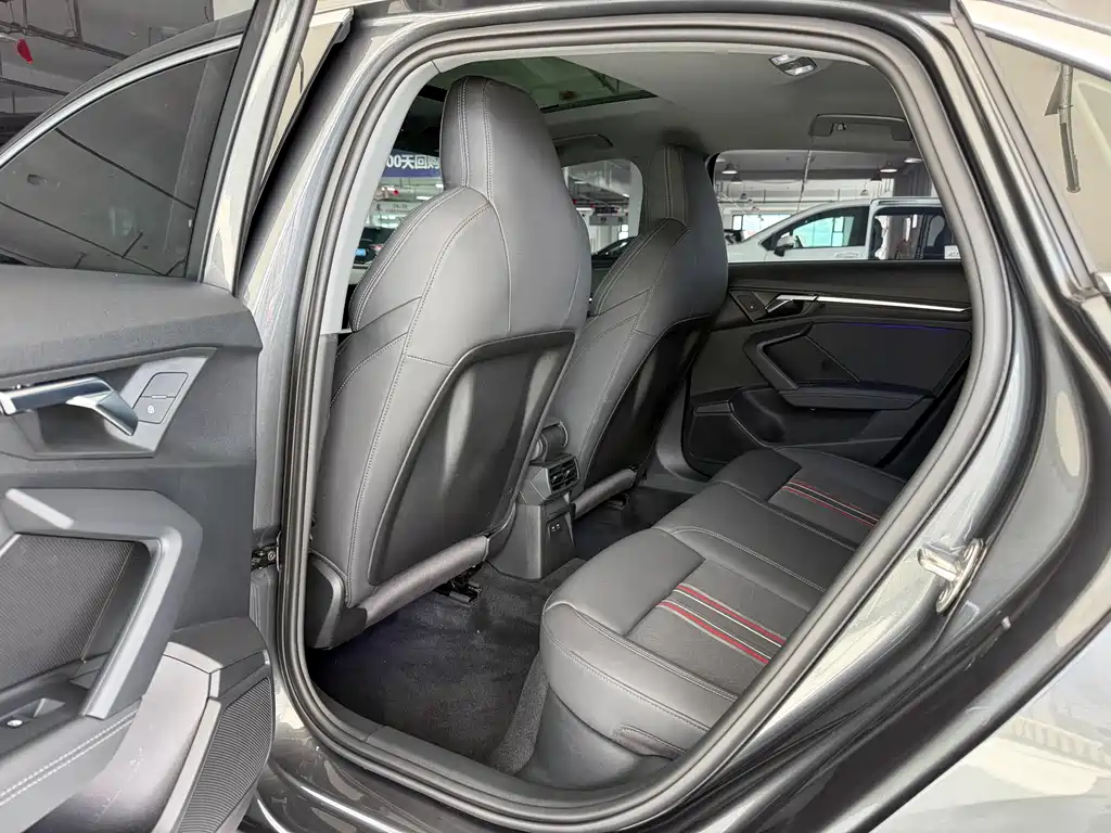 Audi A3 — миниатюра 6