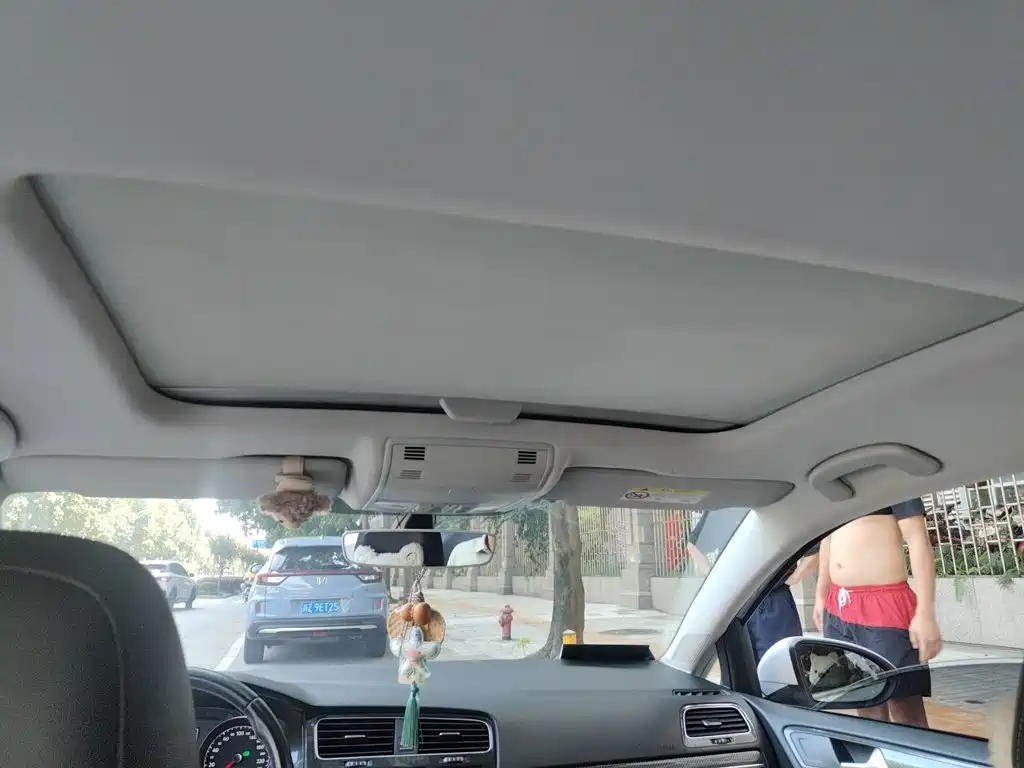 Volkswagen Golf — миниатюра 9