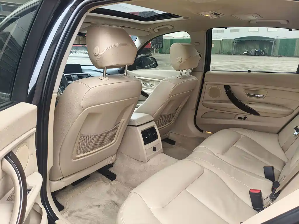 BMW 3 Series — миниатюра 10