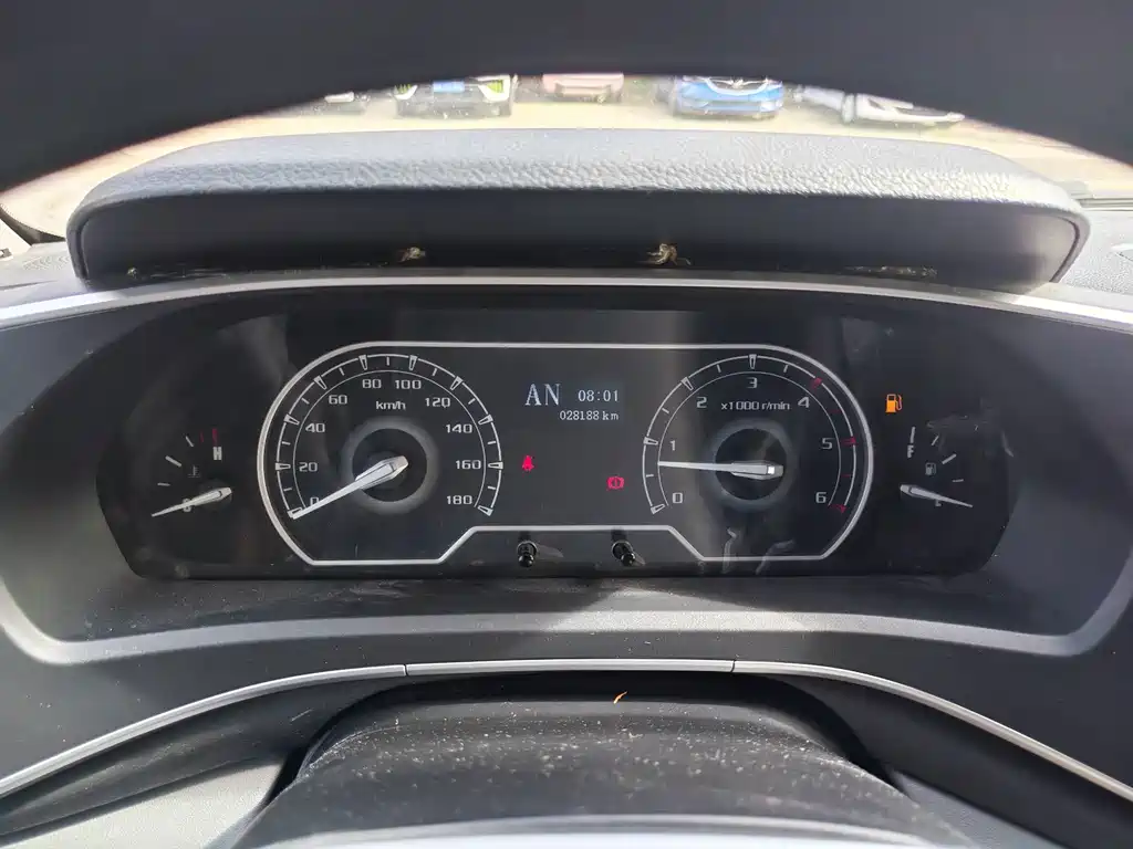 Maxus V80 — миниатюра 17
