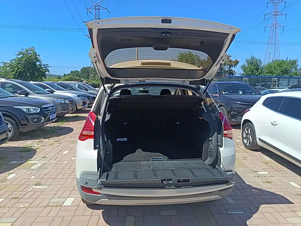 Peugeot 3008 — миниатюра 19