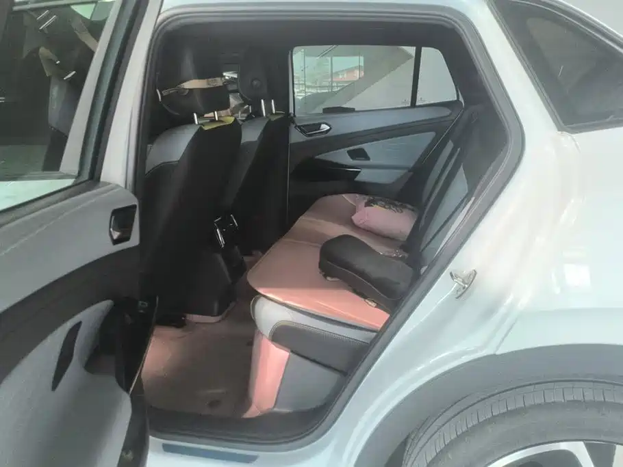 Volkswagen ID.4 X — миниатюра 11