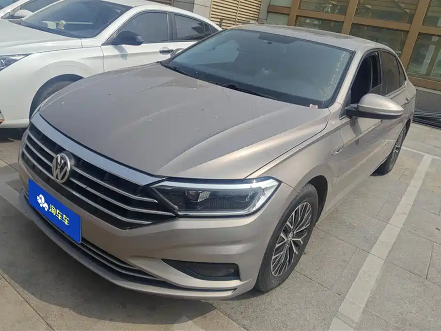 Volkswagen Sagitar 2020