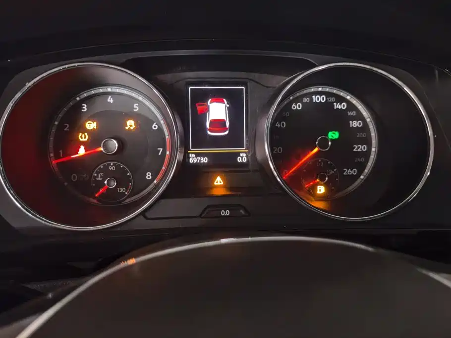Volkswagen Tiguan L — миниатюра 14