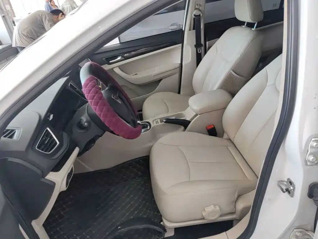 Roewe 360 — миниатюра 15
