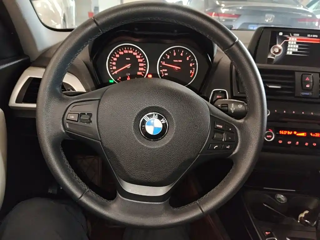 BMW 1 Series (Import) — миниатюра 11