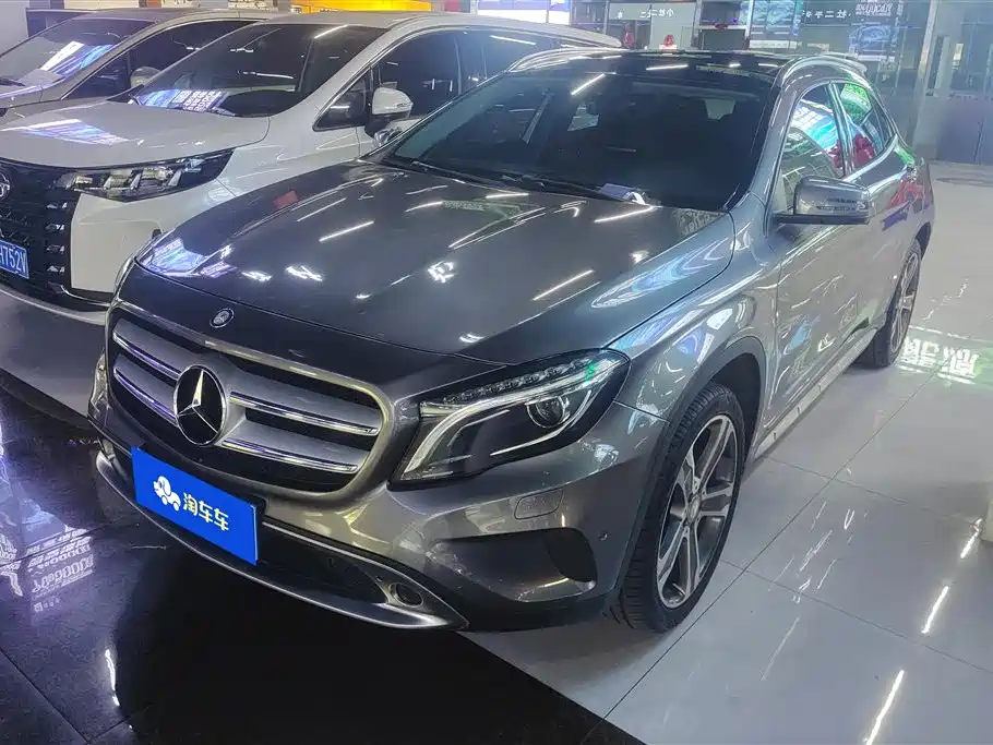 Mercedes-Benz GLA 2016