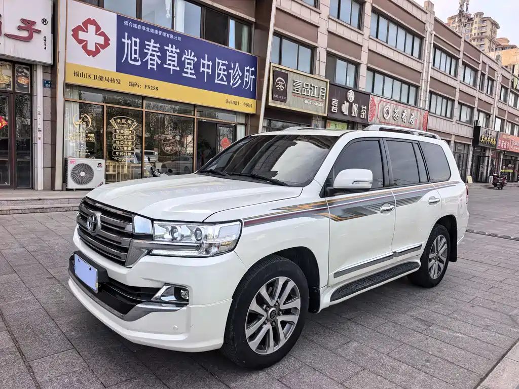 Toyota Land Cruiser 2016