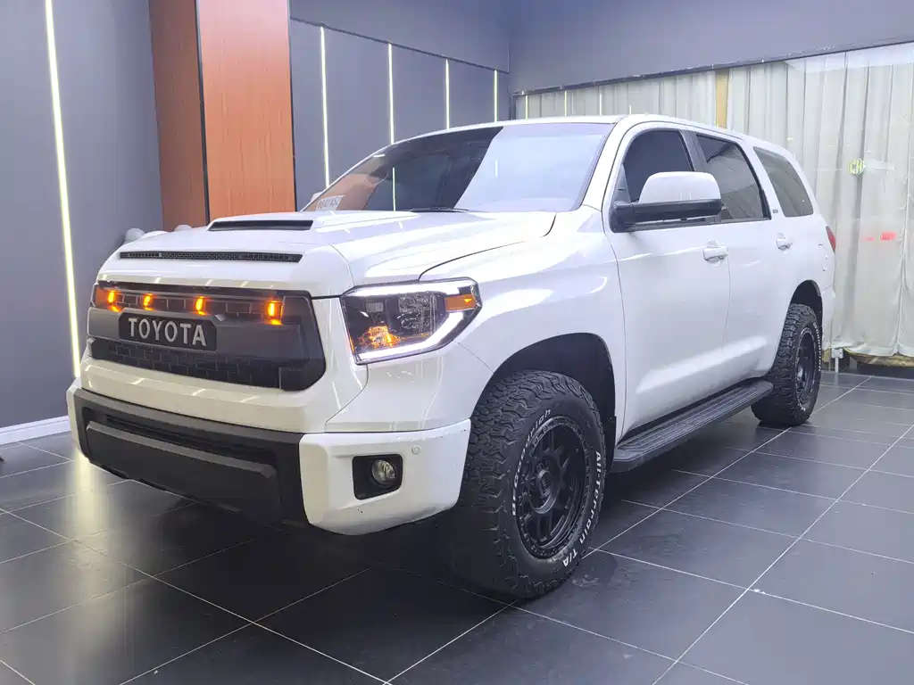 Toyota Sequoia 2017