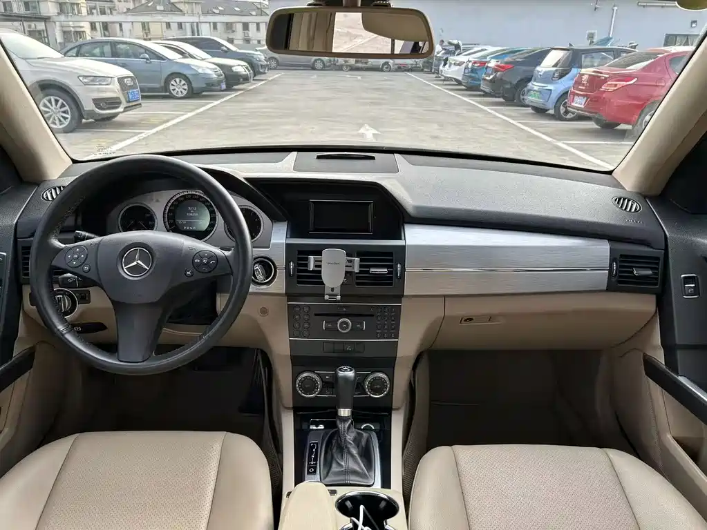 Mercedes-Benz GLK-Class (Import) — миниатюра 5