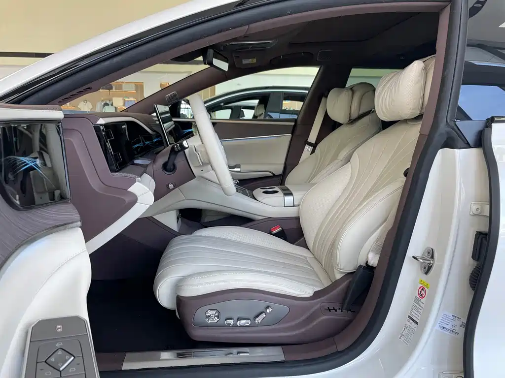 Denza Denza Z9GT — миниатюра 9