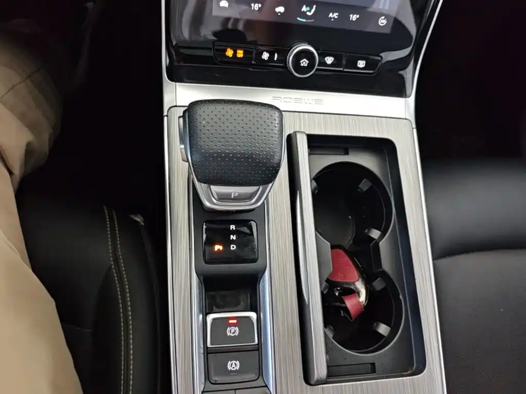 Roewe RX5 New Energy — миниатюра 14