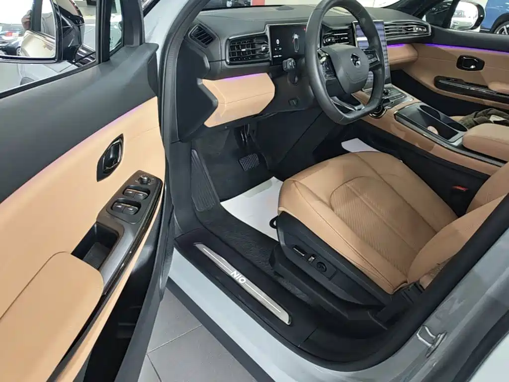NIO ES6 — миниатюра 16