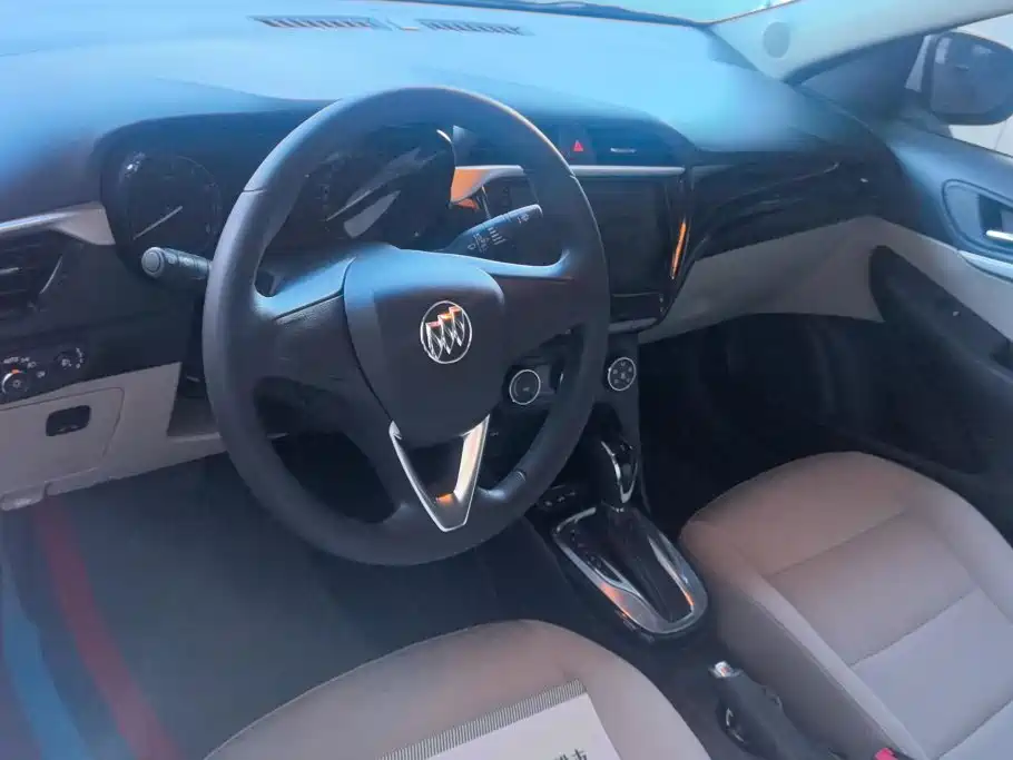 Buick Excelle — миниатюра 12