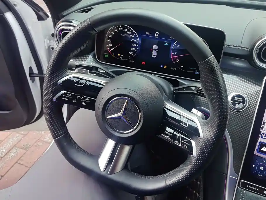 Mercedes-Benz C-Class — миниатюра 15