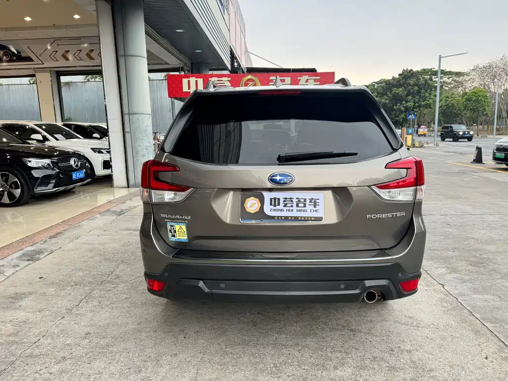 SUBARU FORESTER
