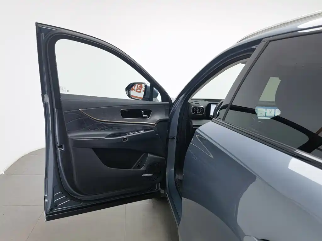 Chery Tiggo 9 9 2023 2.0T DCT Luxury 5 мест