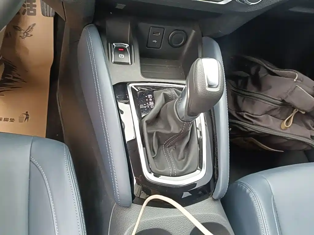 Nissan Qashqai — миниатюра 14