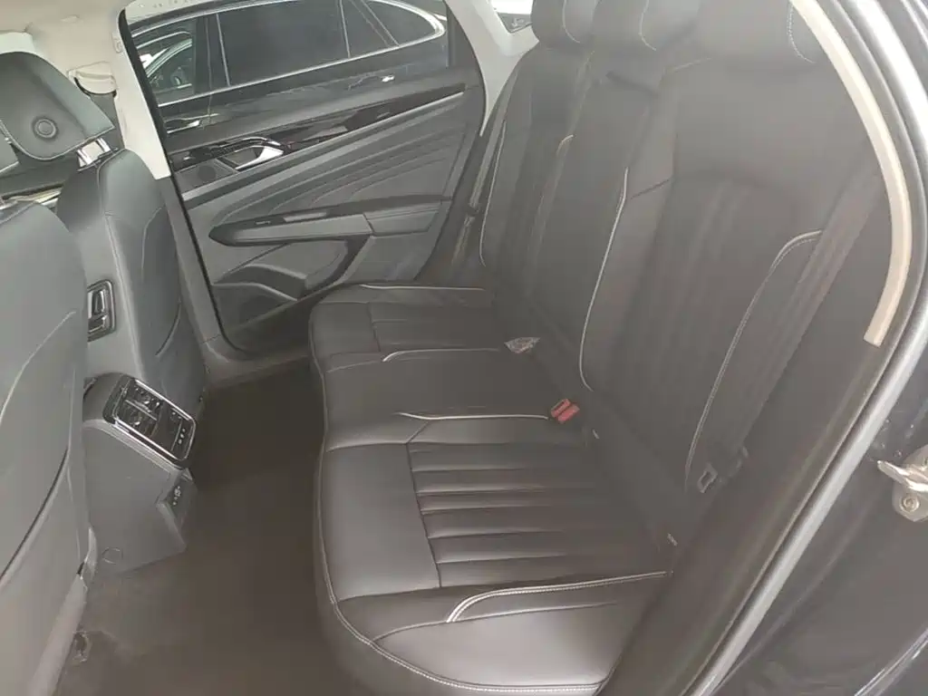 Volkswagen Passat — миниатюра 17