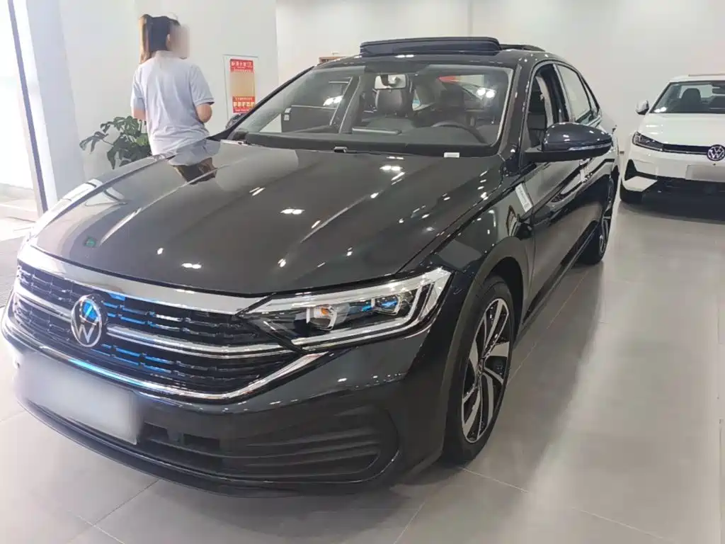Volkswagen Sagitar — миниатюра 2