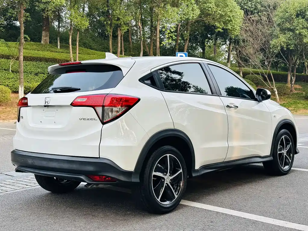 Honda Vezel — миниатюра 9